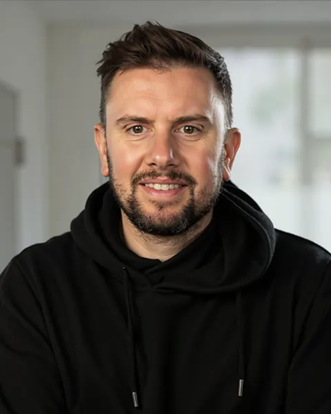 Mat Bragger, Senior Advisor & Non-Executive Director